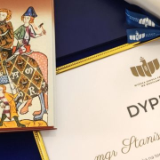Zdjęcie dyplomu za najlepsza pracę