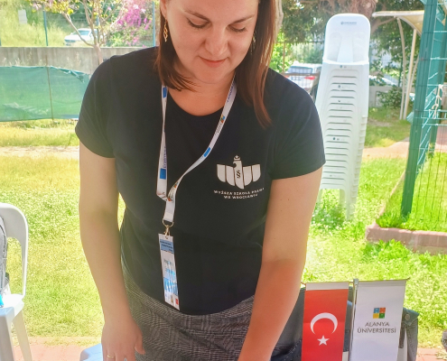 c1d24748-c1e5-404b-a8bf-71b0f8a127bc~1 (002)